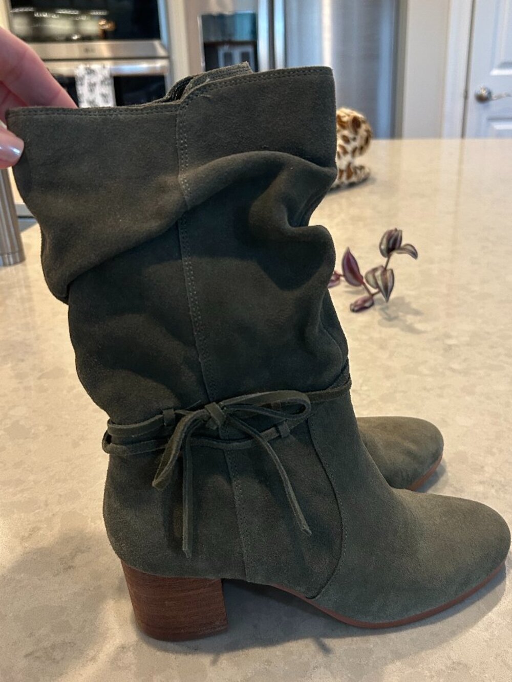 Violet and Red Suede Green Boots